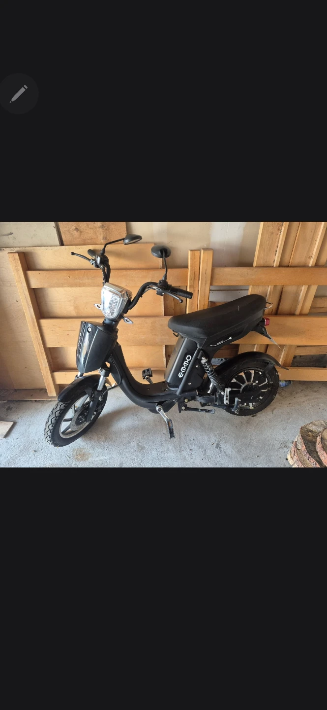Black EMMO Electric Scooter