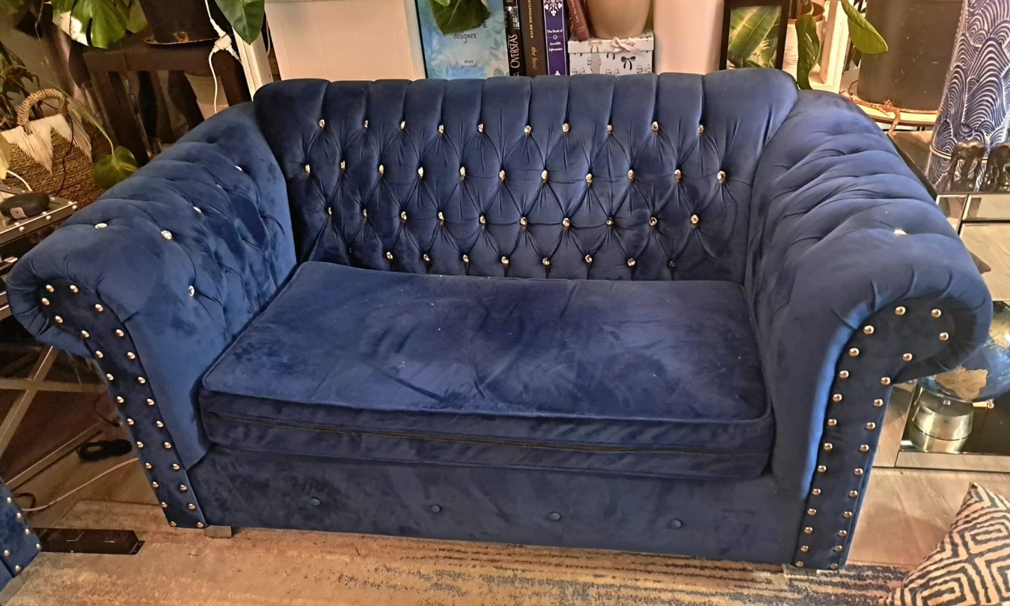 Blue Velvet Tufted Sofa - photo 2