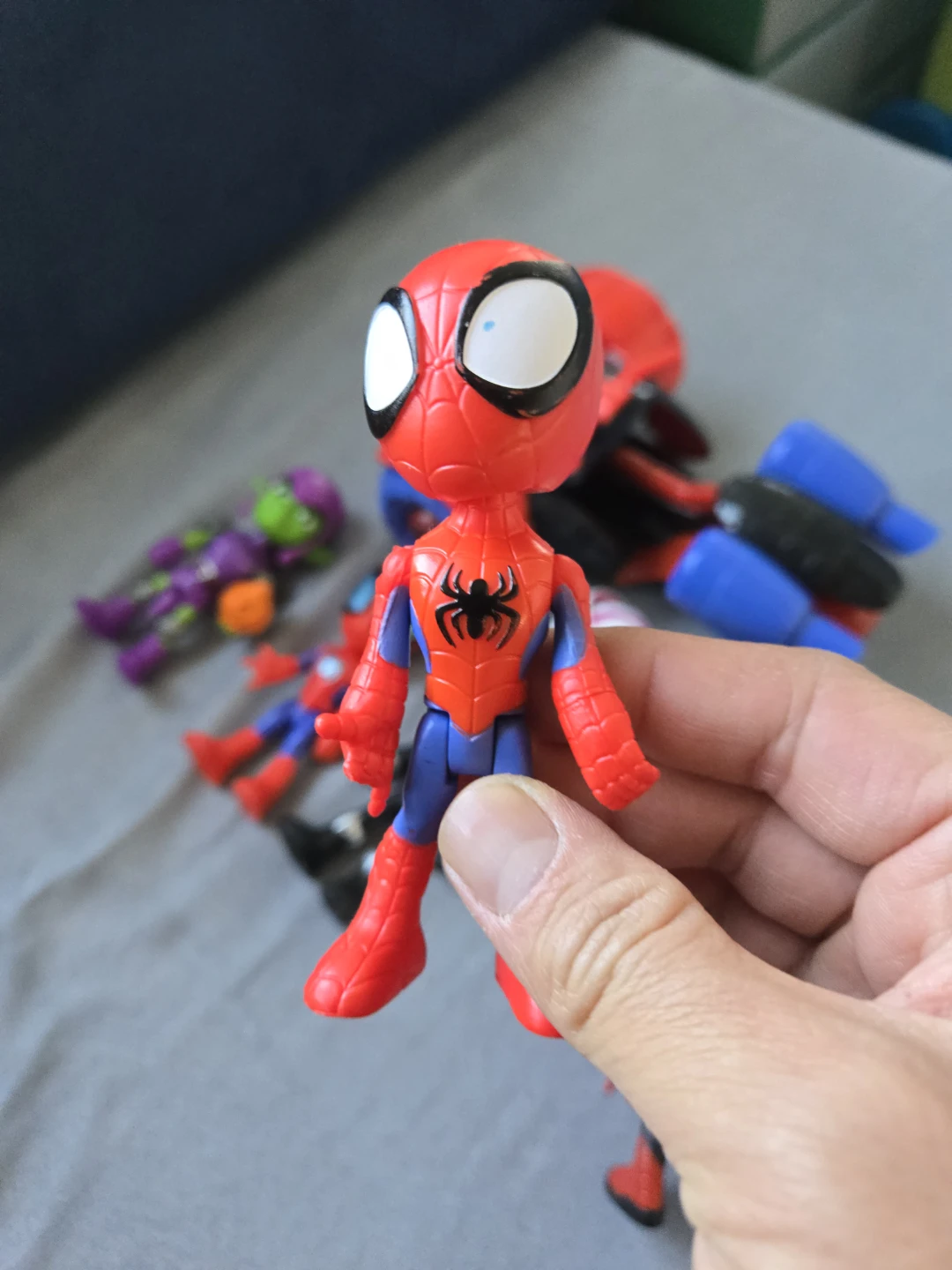 Spidy and friends toy lot - photo 5