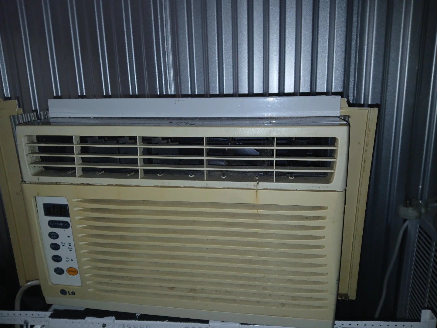 AC 6500 BTUS - photo 2