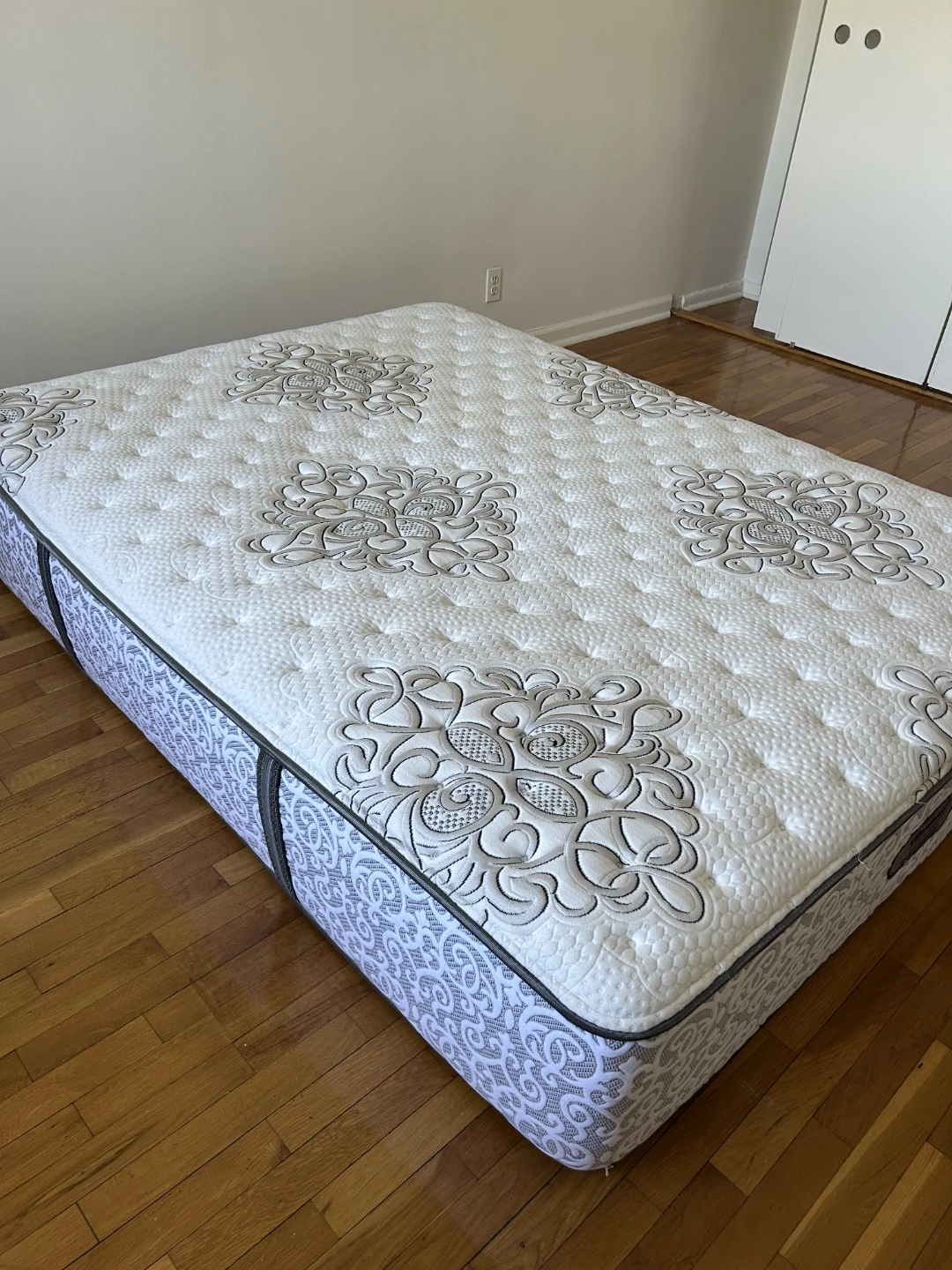 White and Gray Floral Patterned Queen Mattress
