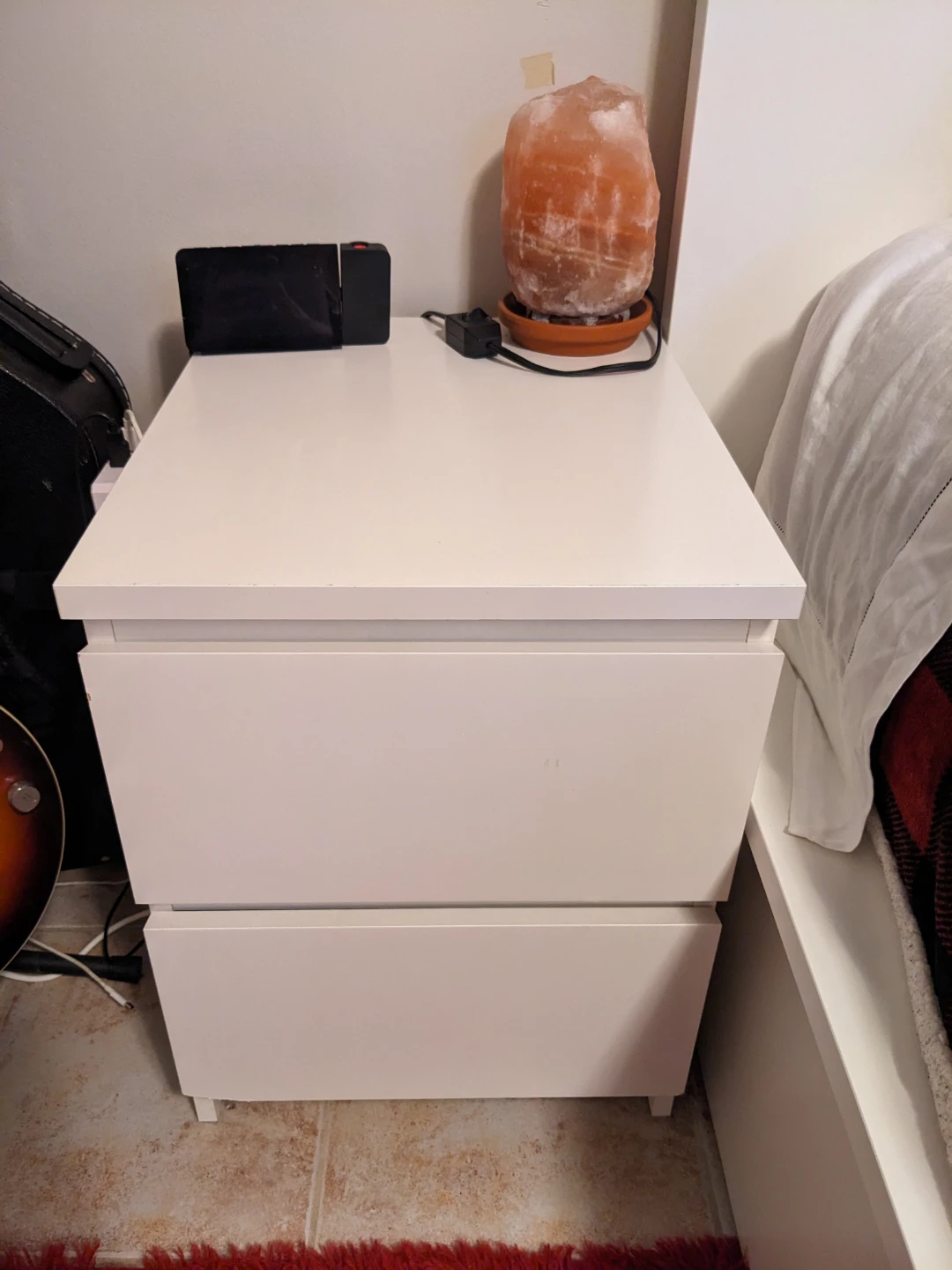 White Ikea Malm nightstand with 2 drawers - photo 2