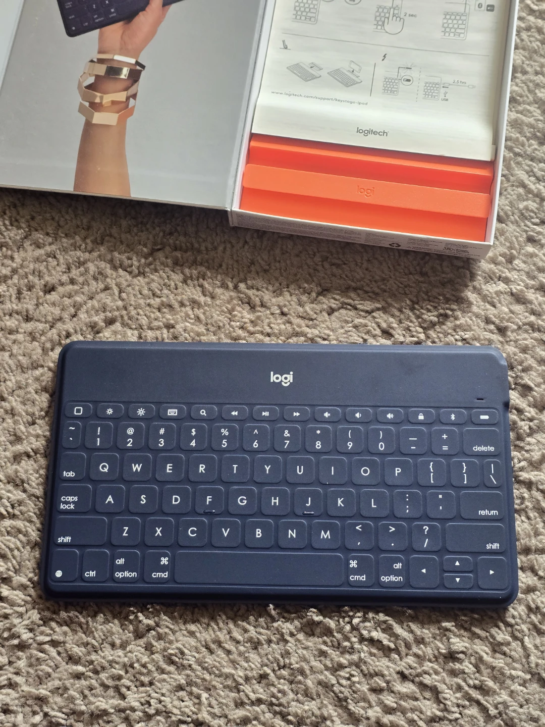 Logitech Keys-To-Go Wireless Bluetooth Keyboard, Blue - photo 5