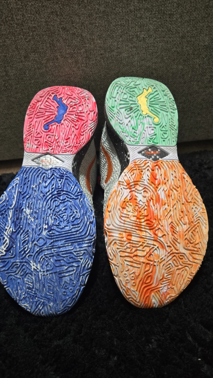 Nike LeBron 20 Pink Diamond Collection Shoes - photo 3