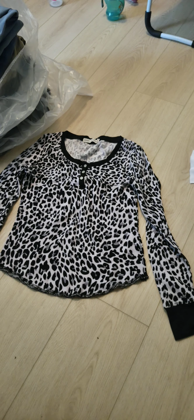 M4EO Leopard Print Long Sleeve Shirt M/L
