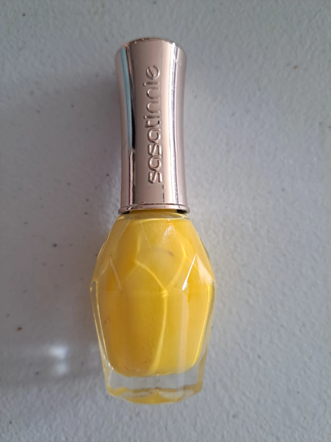 Sasatinnie Yellow Nail Polish