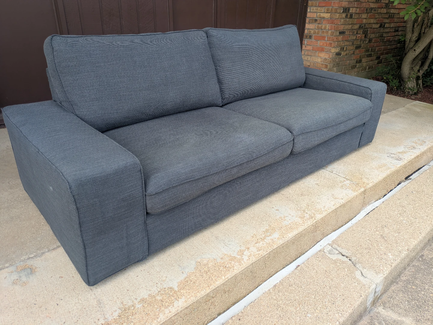 Couch - free delivery