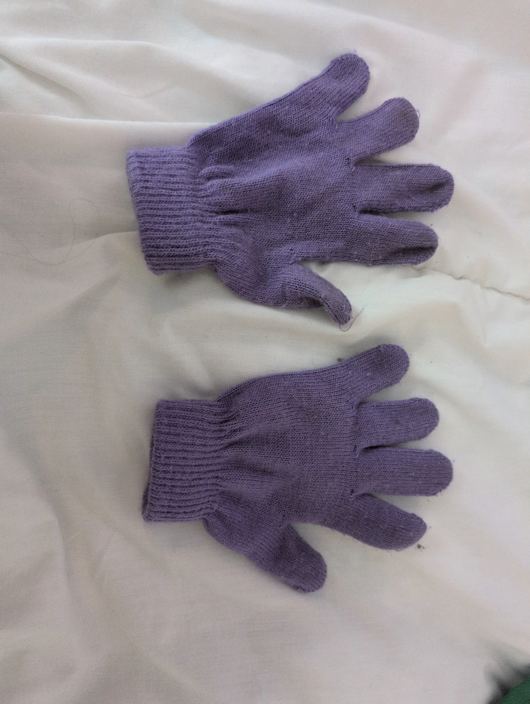 Purple Knit Gloves