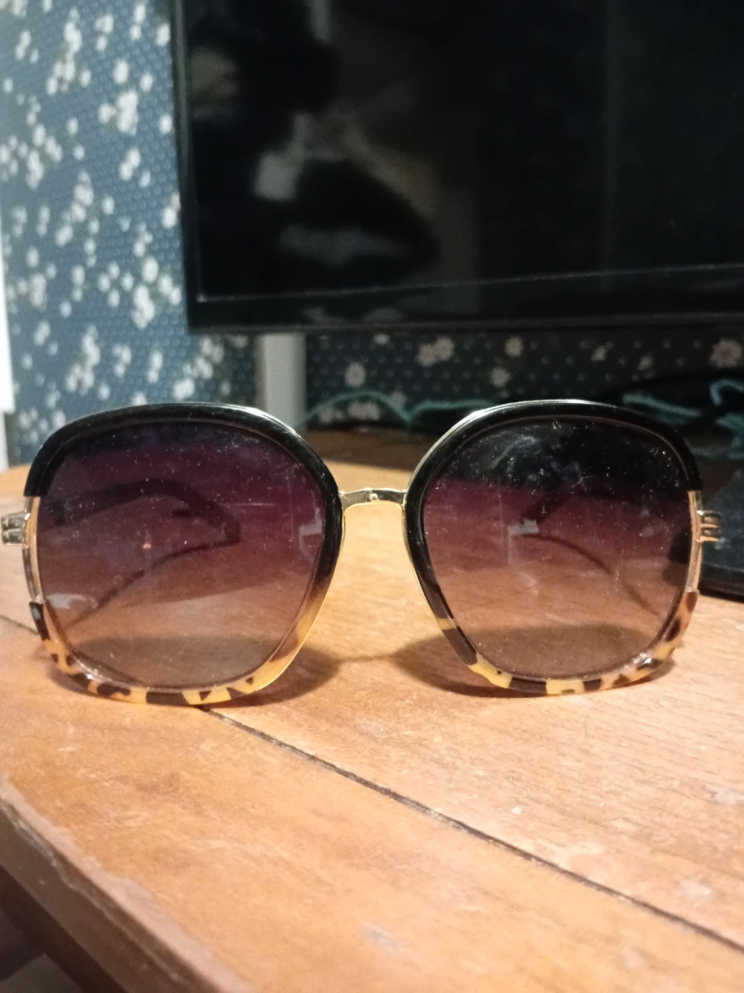 Jessica Simpson Sunglasses