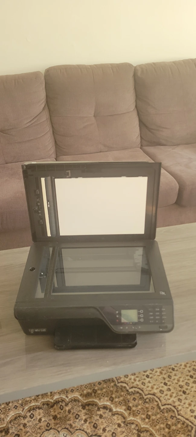 HP OfficeJet 4620 All-in-One Printer - photo 3