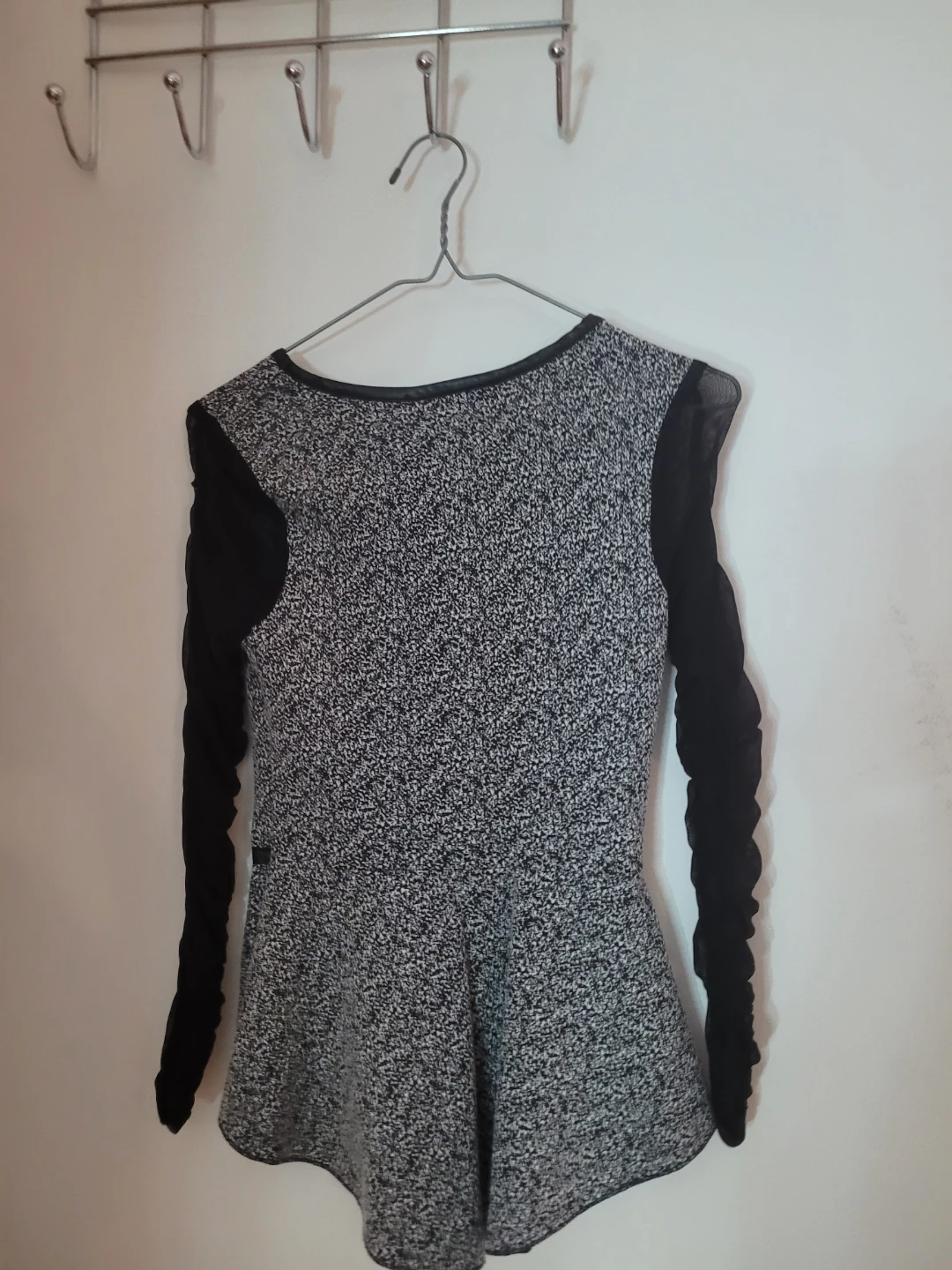 $10 Belle Isle Peplum Top - sheer sleeves - photo 2