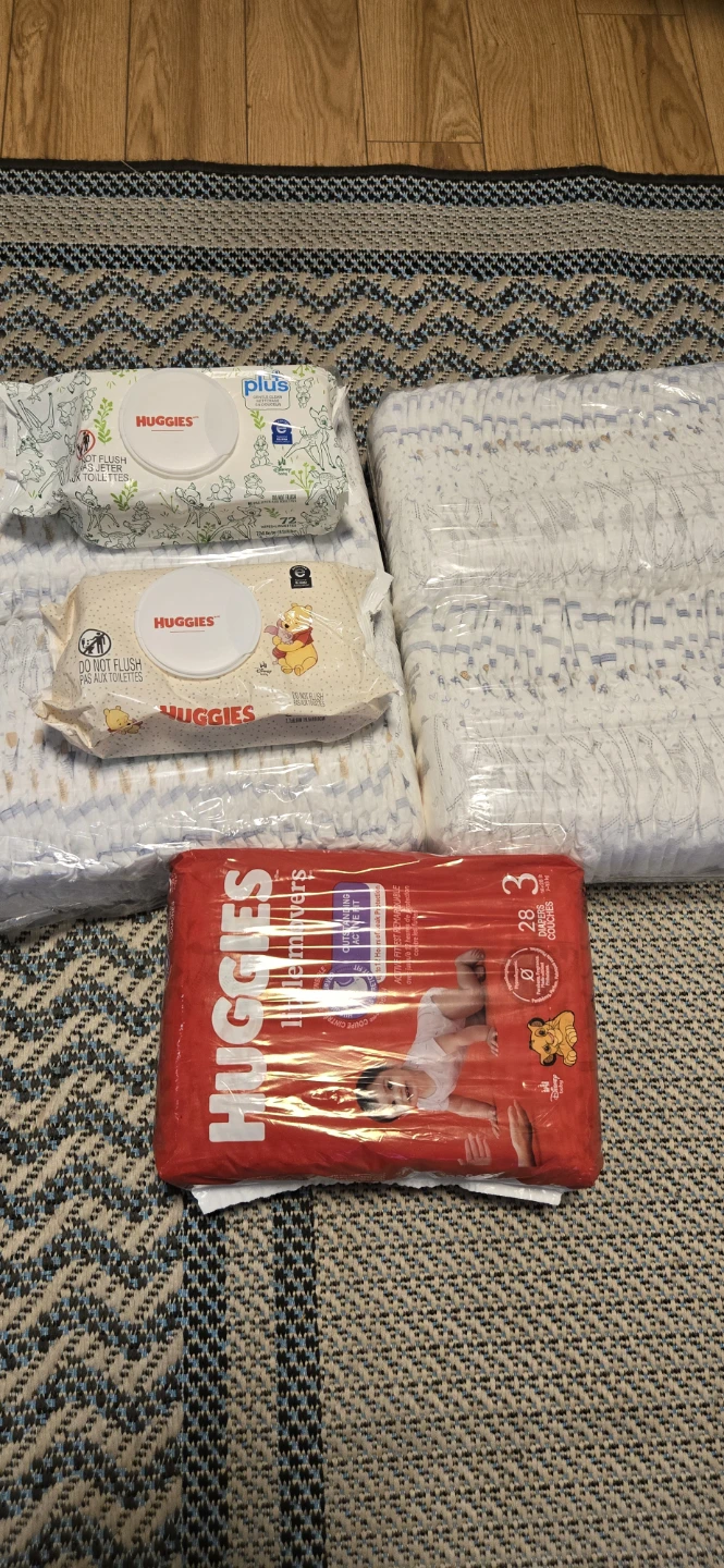 Huggies Little Movers Diapers , size 3 8and Wipes - photo 2