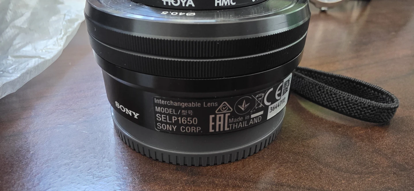 Sony SELP1650 E 3.5-5.6/16-50 OSS Power Zoom Lens with filters - photo 3
