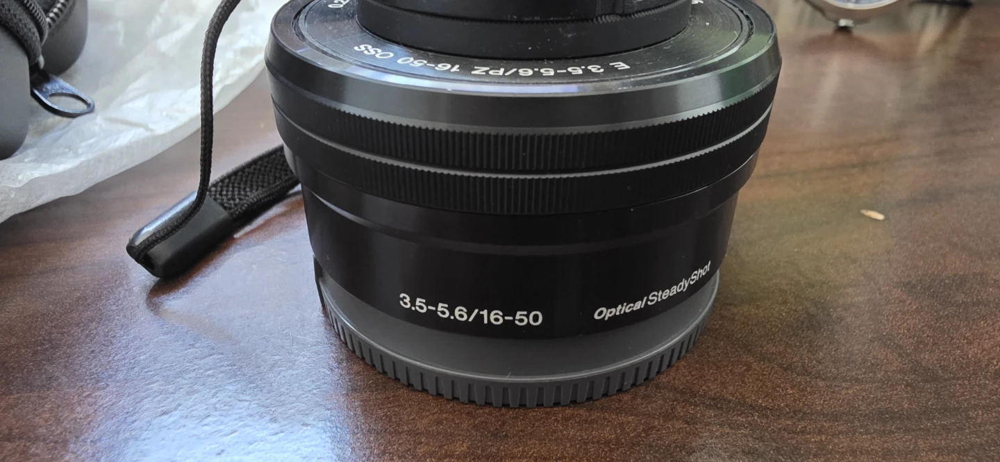 Sony SELP1650 E 3.5-5.6/16-50 OSS Power Zoom Lens with filters - photo 5