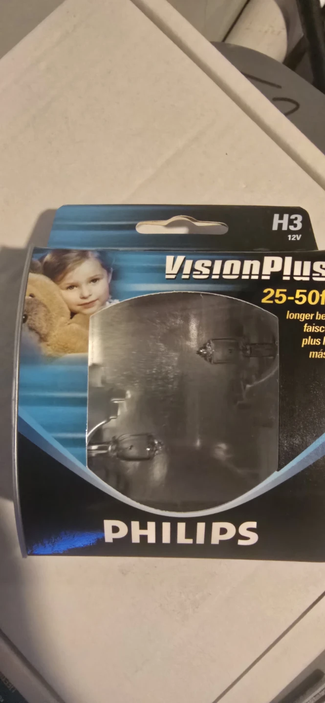 Philips VisionPlus H3 12V Headlight Bulb - photo 4