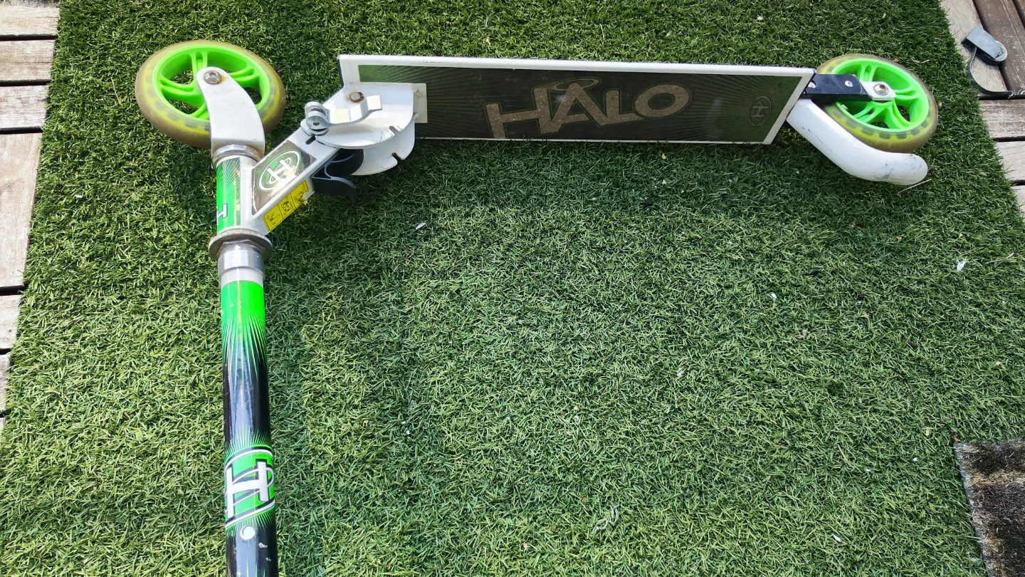 Halo Folding Scooter - Green - photo 4