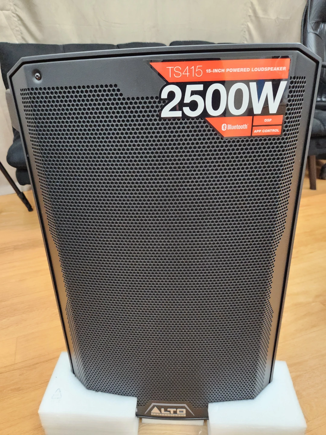 Alto TS415 2500W Powered Speaker