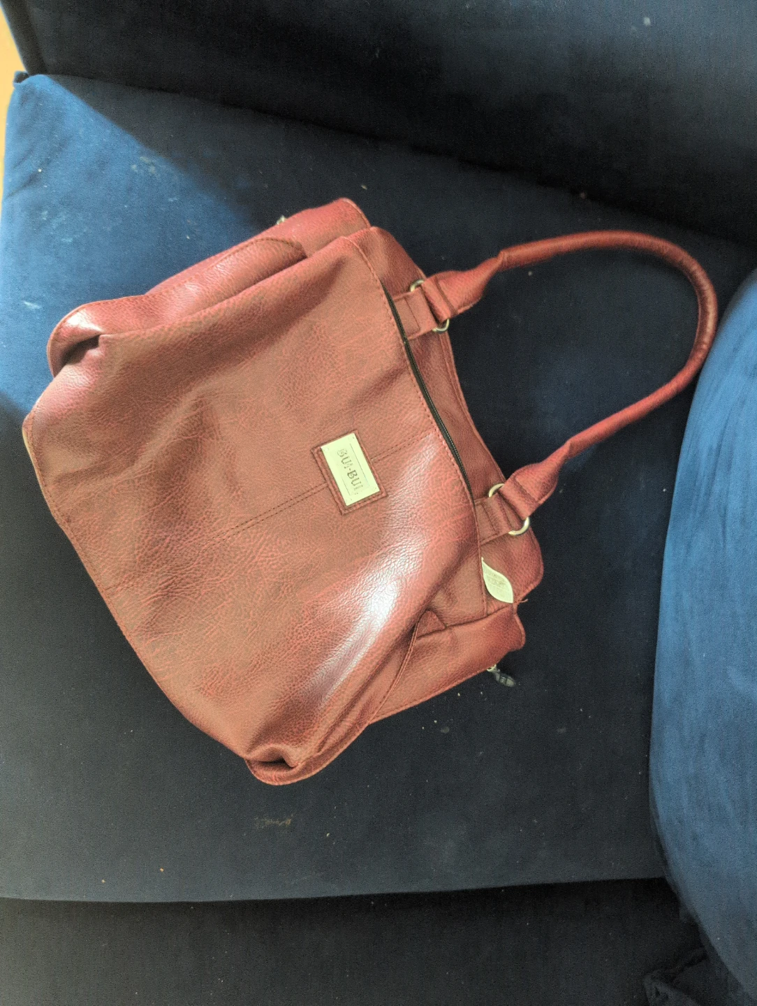 BU-BUi  leather Purse