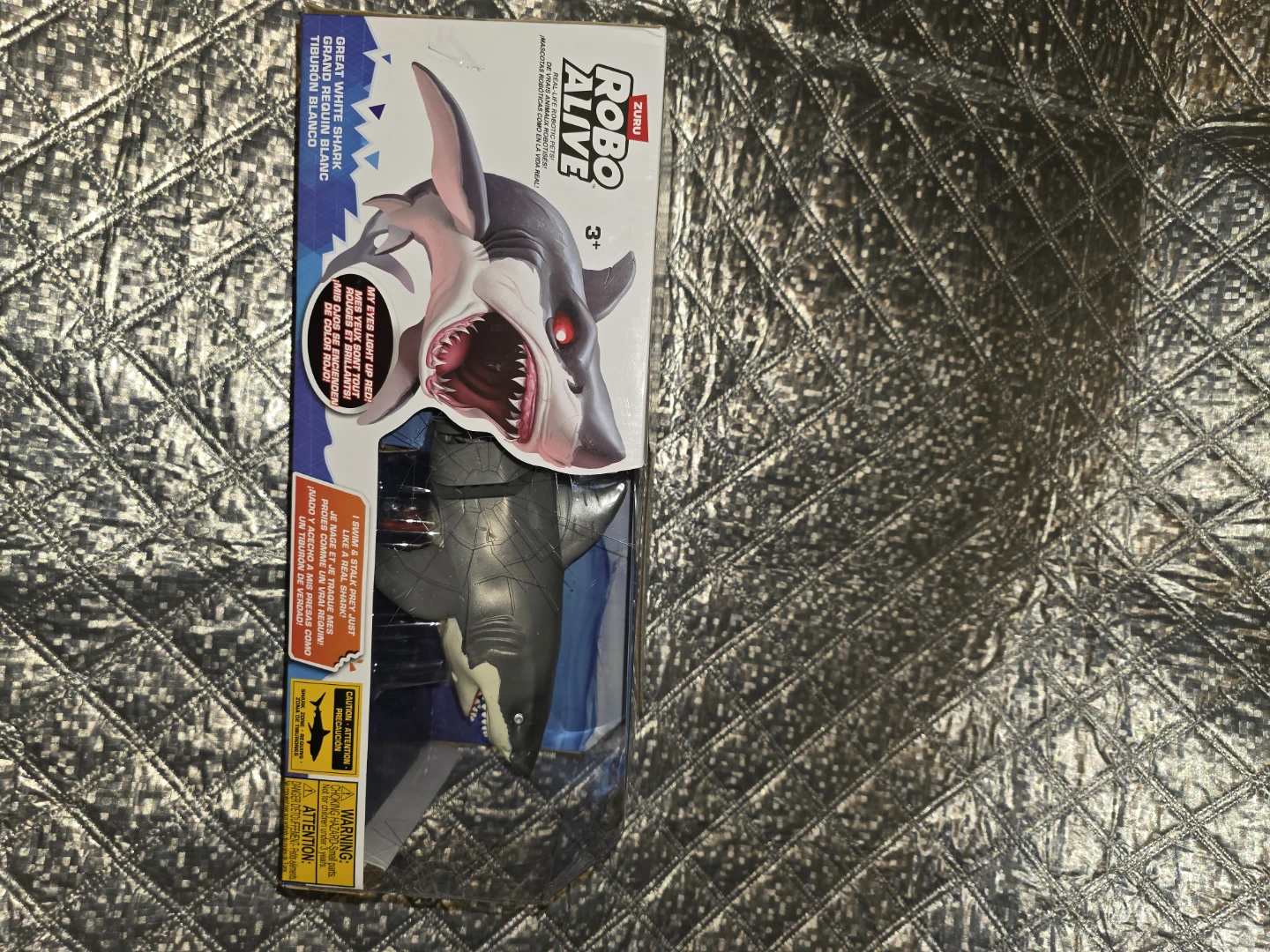 ⚽ New, Sealed ZURU Robo Alive Great White Shark - photo 2
