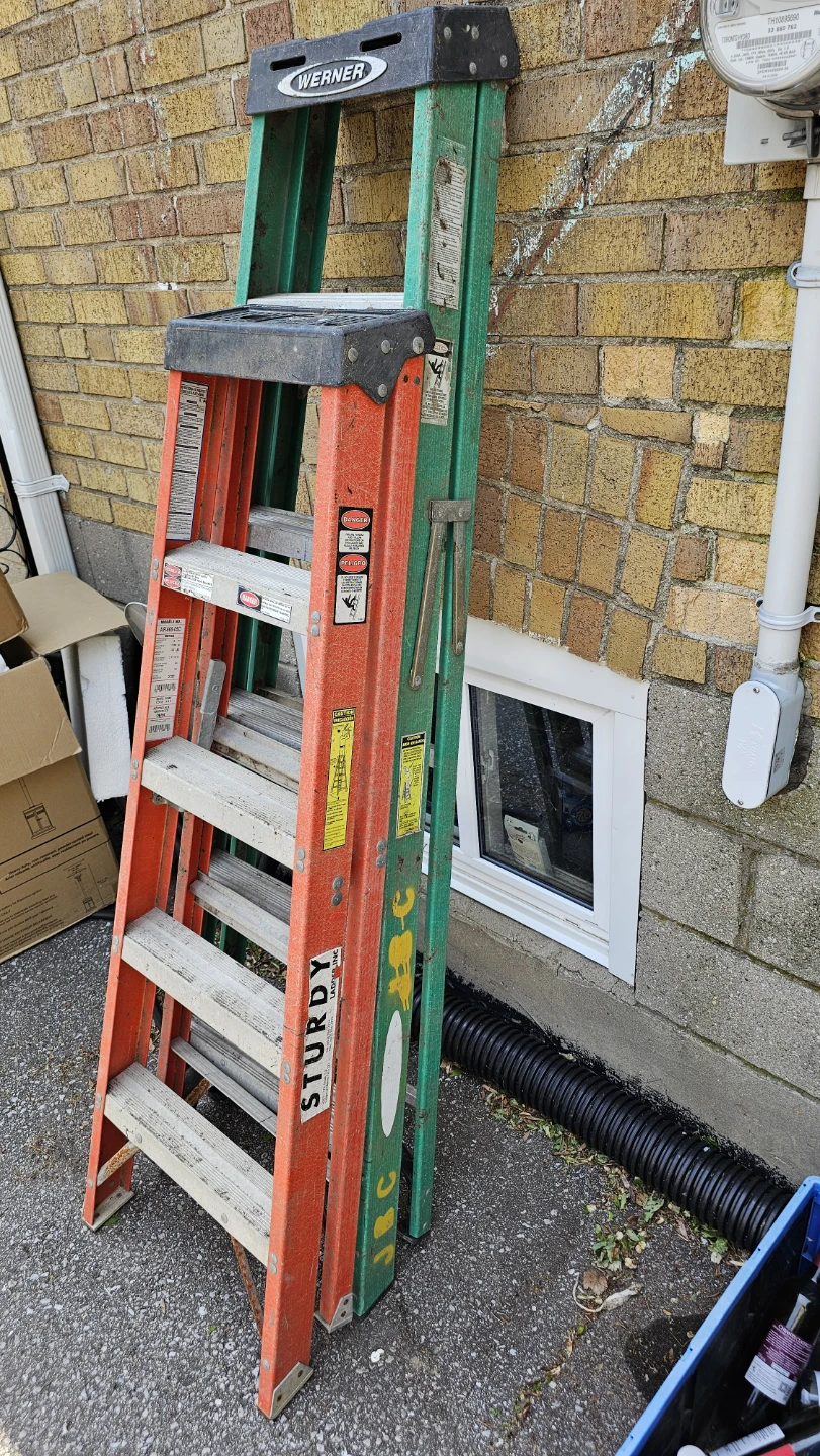 2 ladders