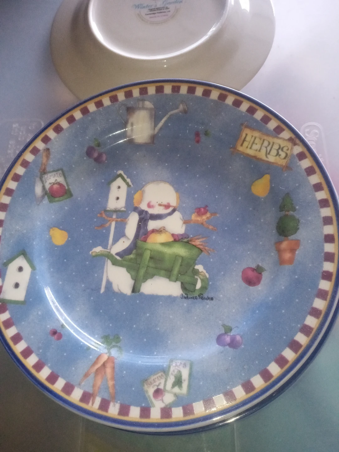 Cambridge Potteries Winter Garden Plate