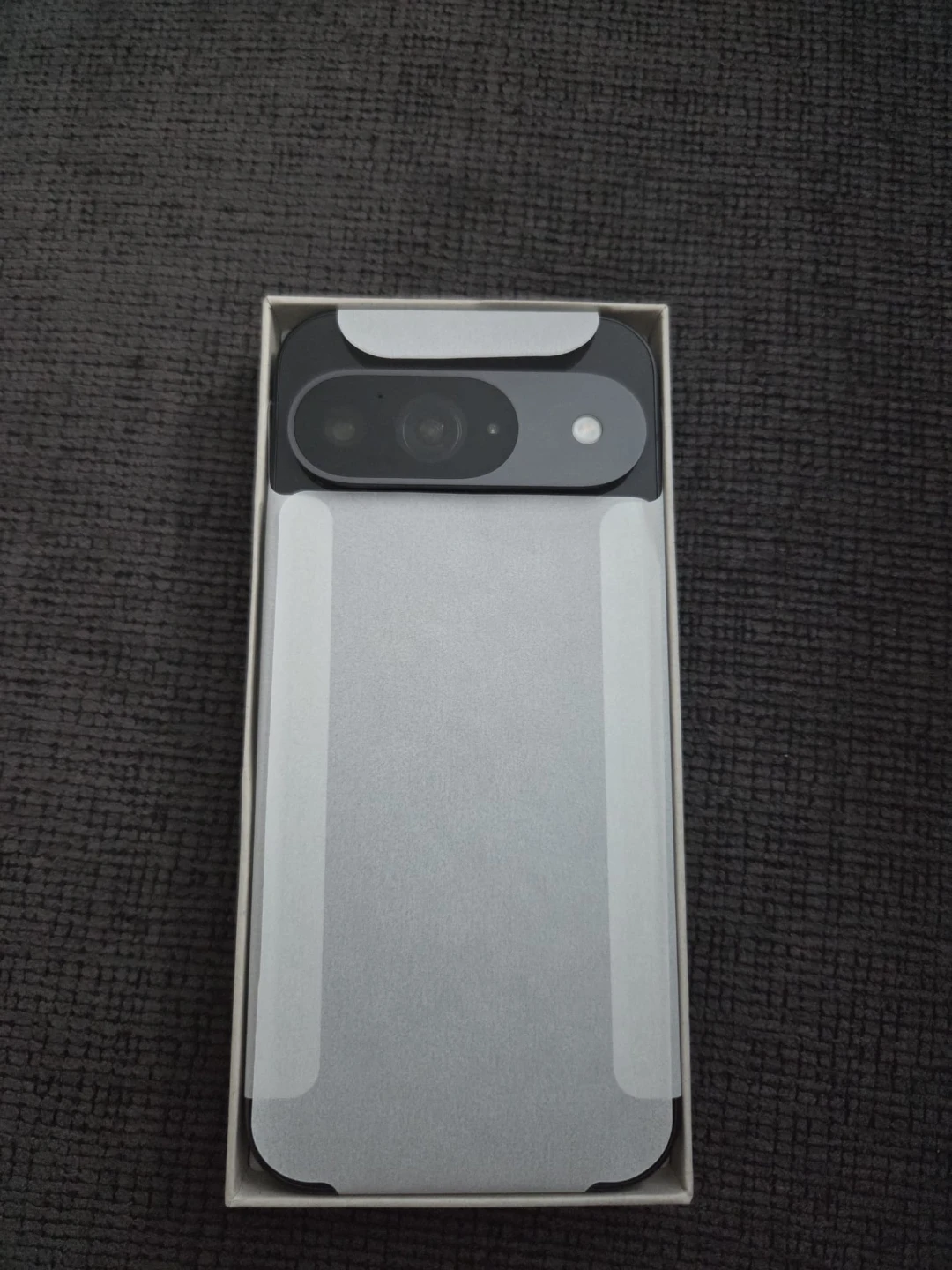 Google Pixel 9 128GB Obsidian - photo 4