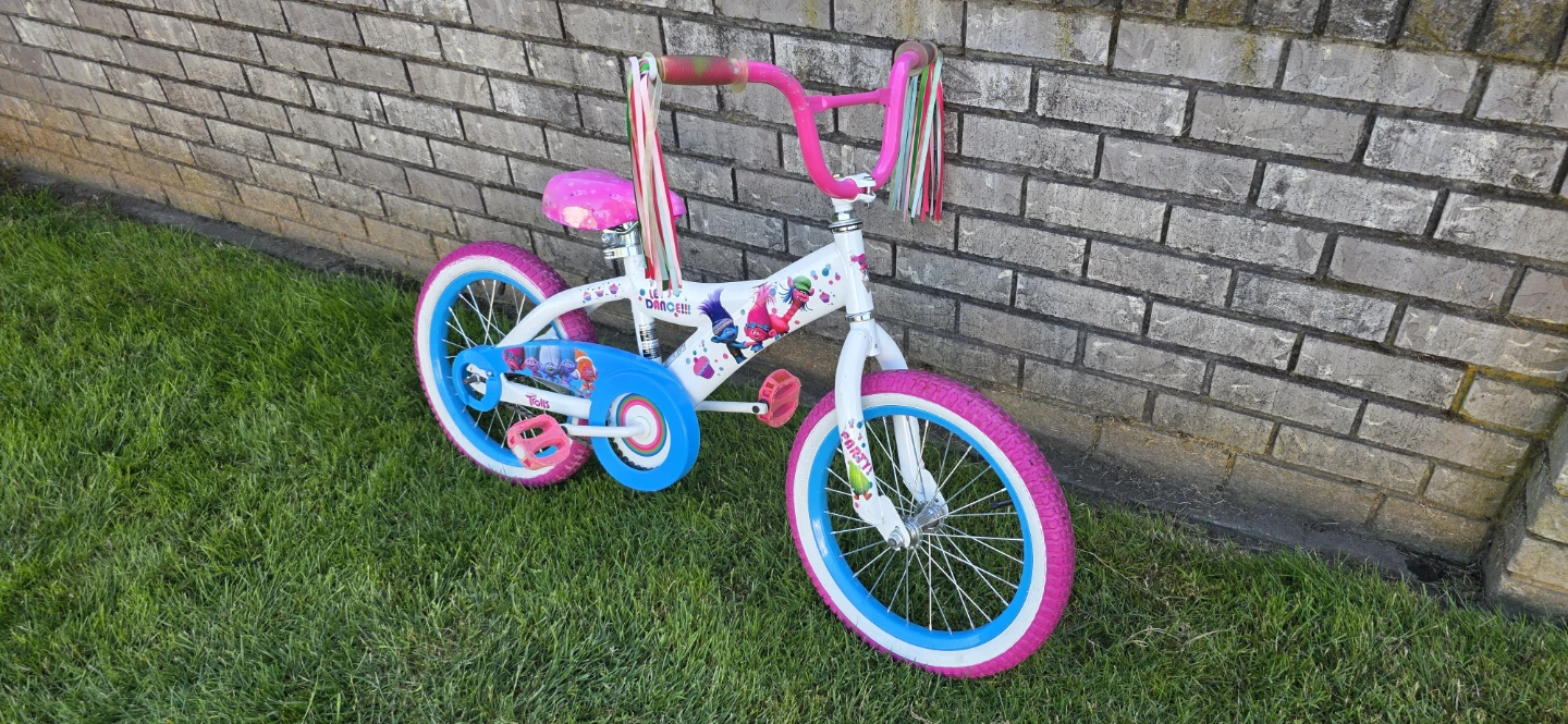 Trolls "Let's Dance" Kids Bike 16" - photo 2