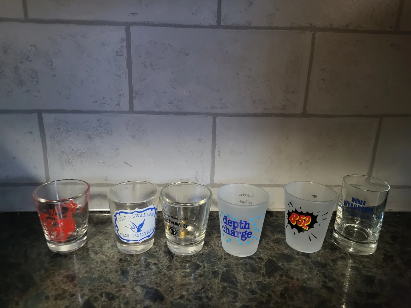 Collection of 30 vintage souvenir shot glasses - photo 5