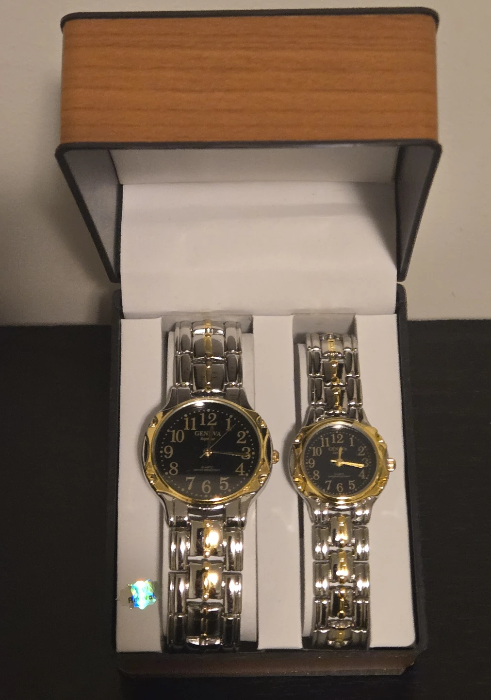 (NOS) Geneva Superior His & Hers Watch Set, New with Case - photo 4
