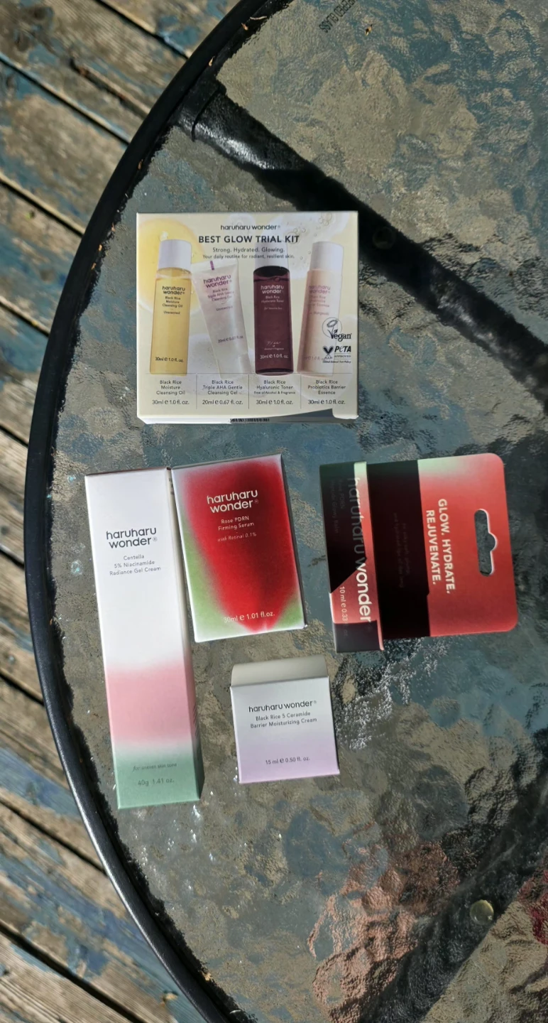 Brand new Haruharu Wonder skincare bundle - photo 2