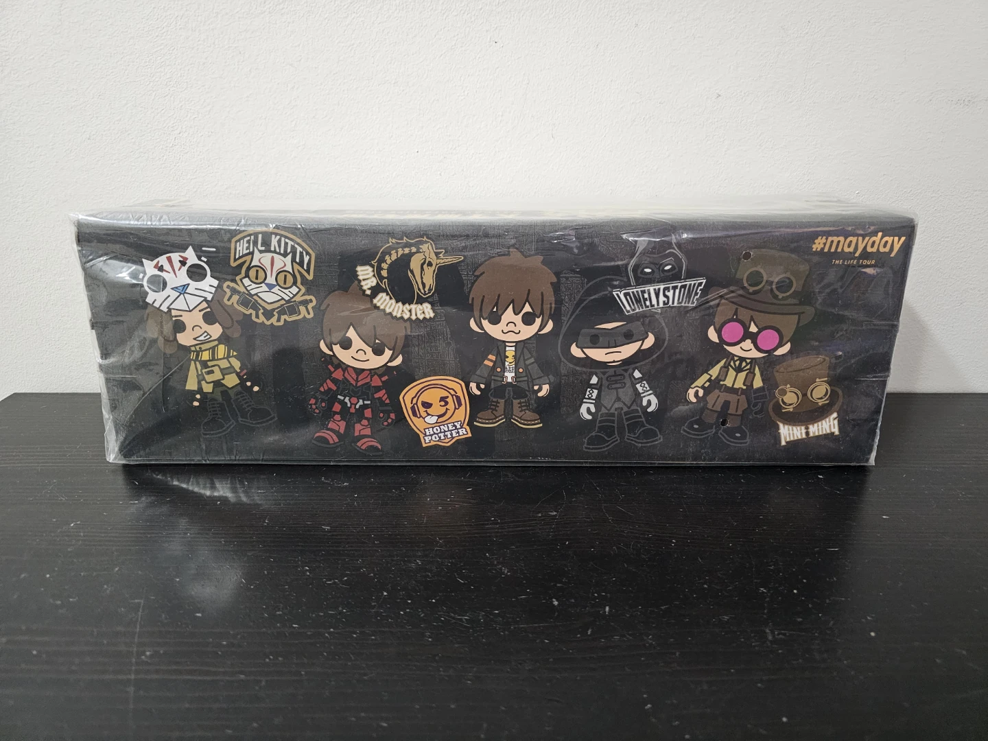 Mayday 五月天 The Life Tour Collectible Figure Set - photo 3