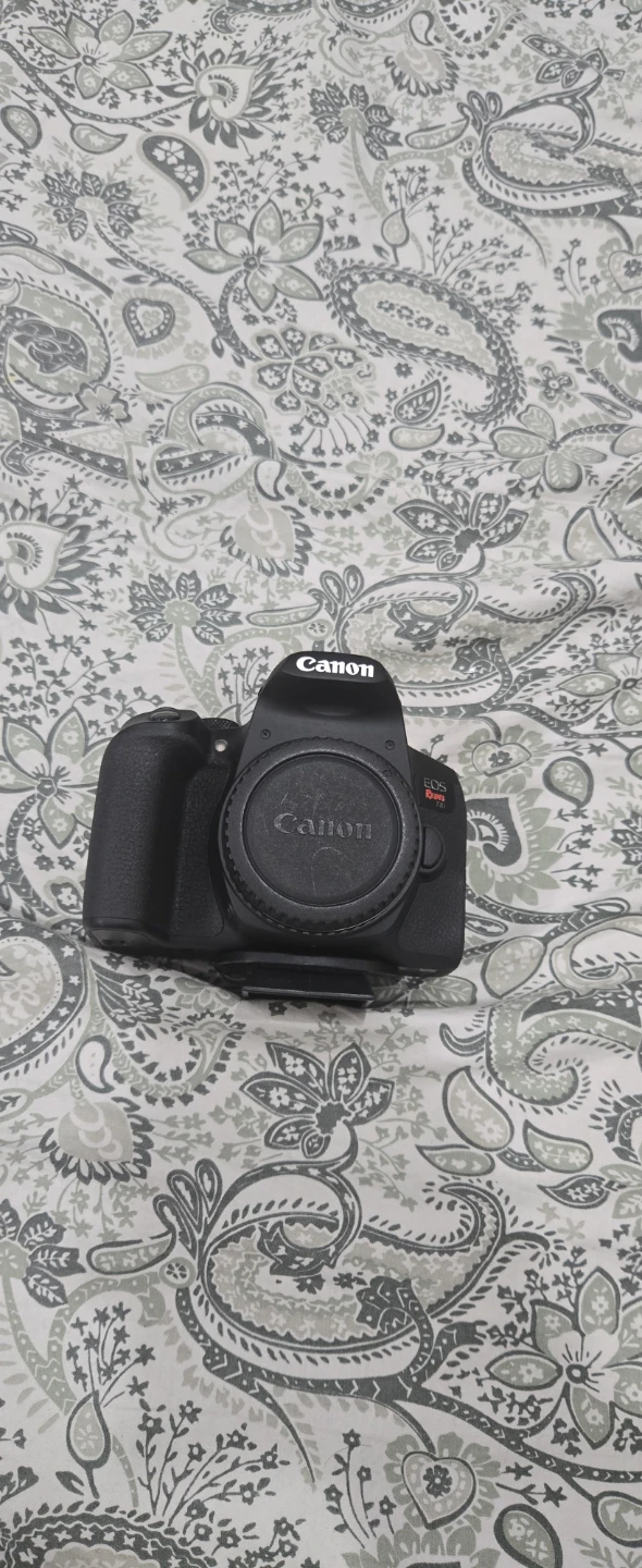 Canon EOS rebel T8i DSLR Camera with Lens - photo 2