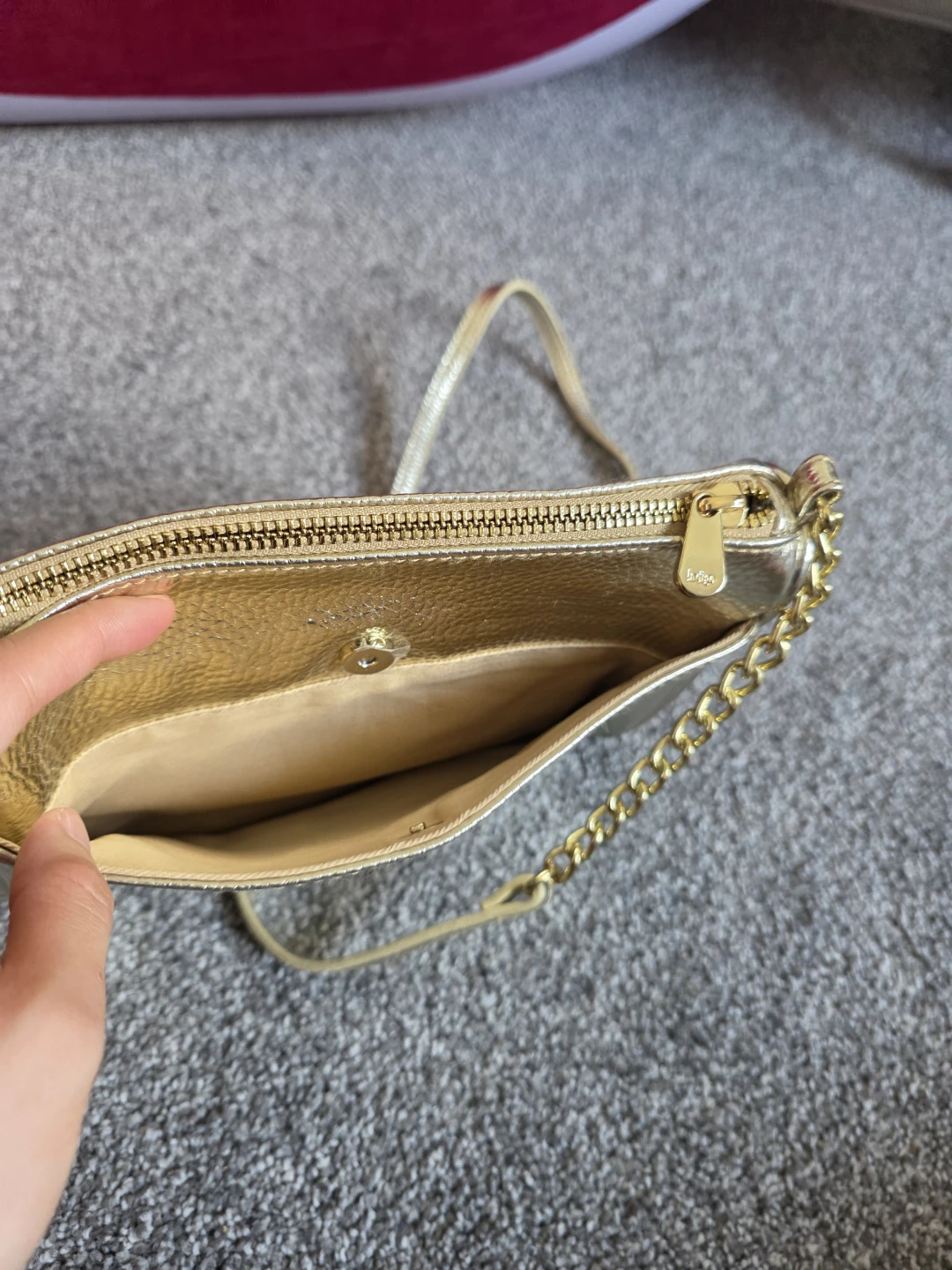 Gold Crossbody Purse - photo 3