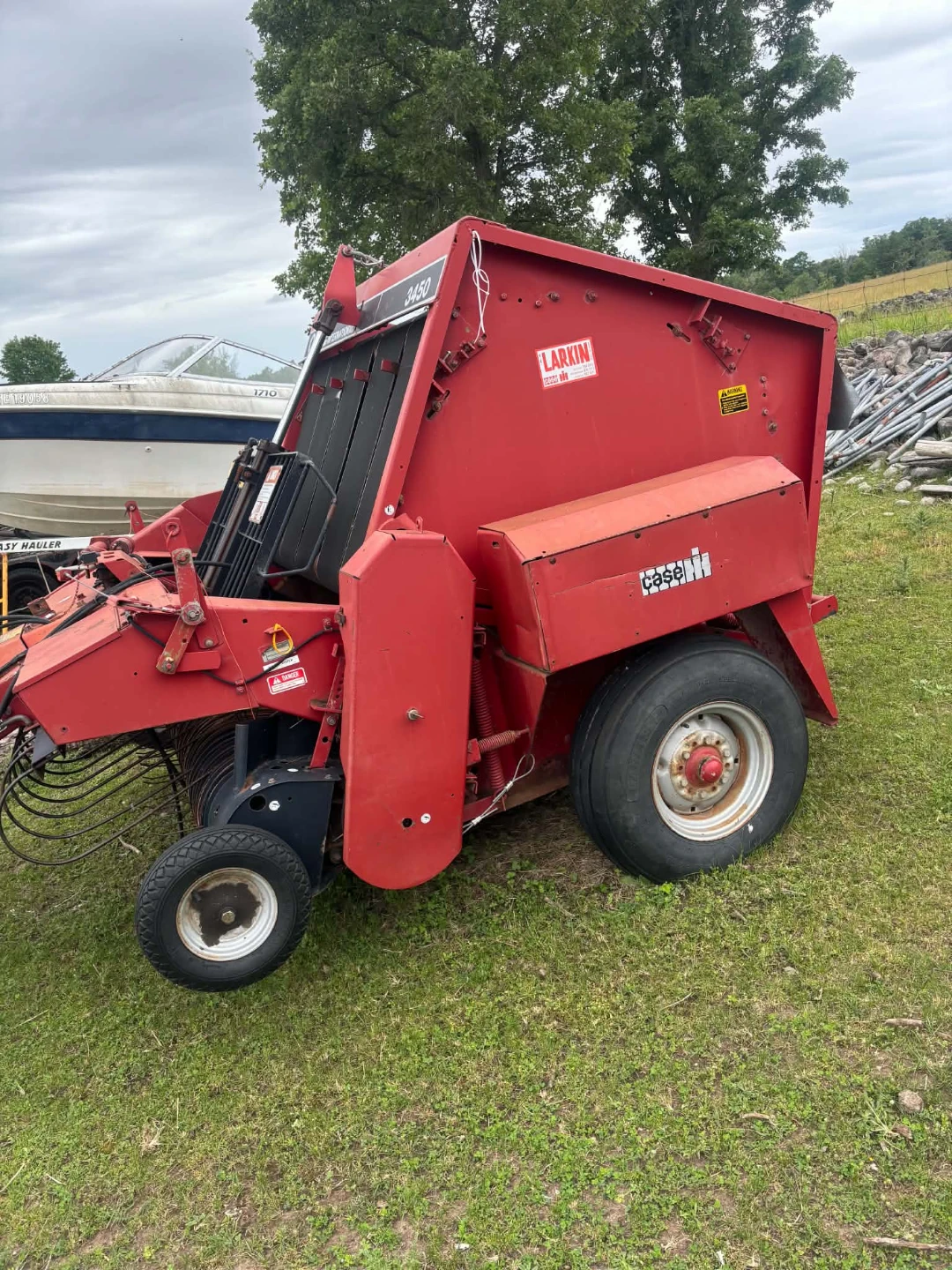 Case International 3450 Round Baler - photo 4