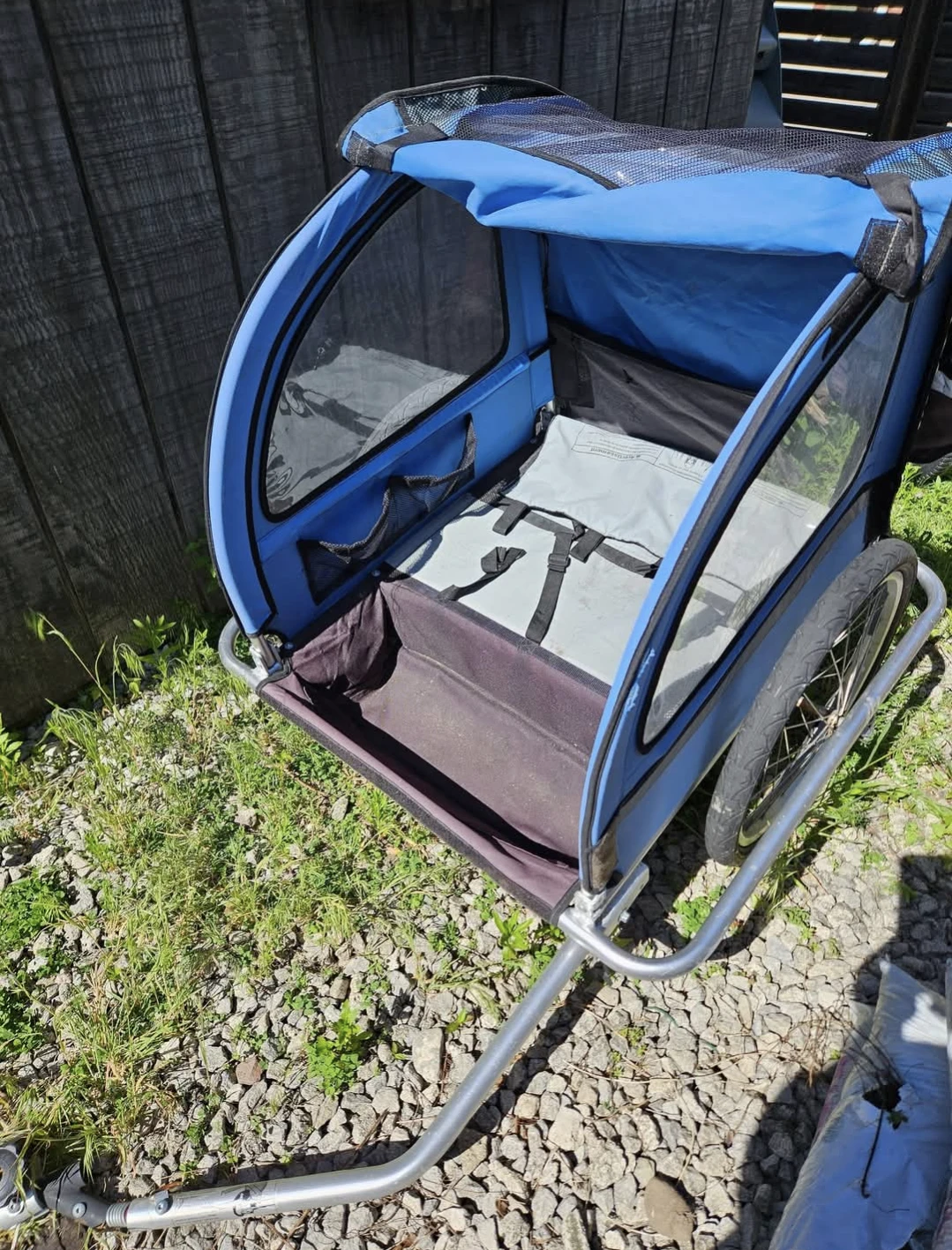 Avenir double bike trailer