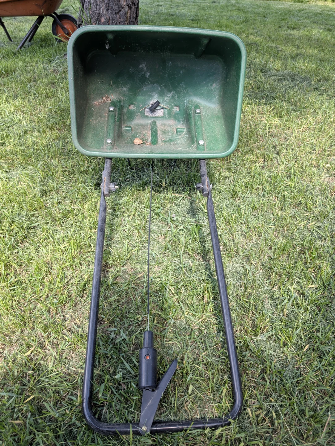 Scotts Speedy Green 1000 Broadcast Spreader