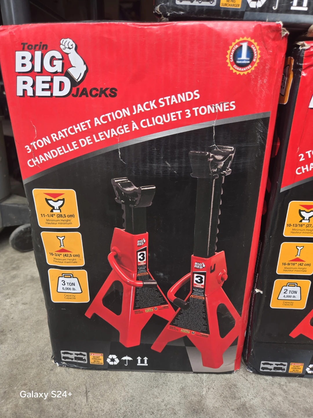 Torin Big Red Jacks 3 Ton Ratchet Action Jack Stands