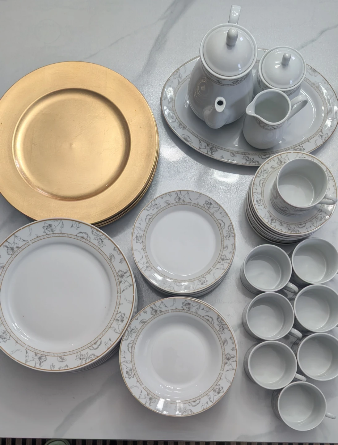 Silvio White Ceramic with floral pattern dinnerware set - photo 4