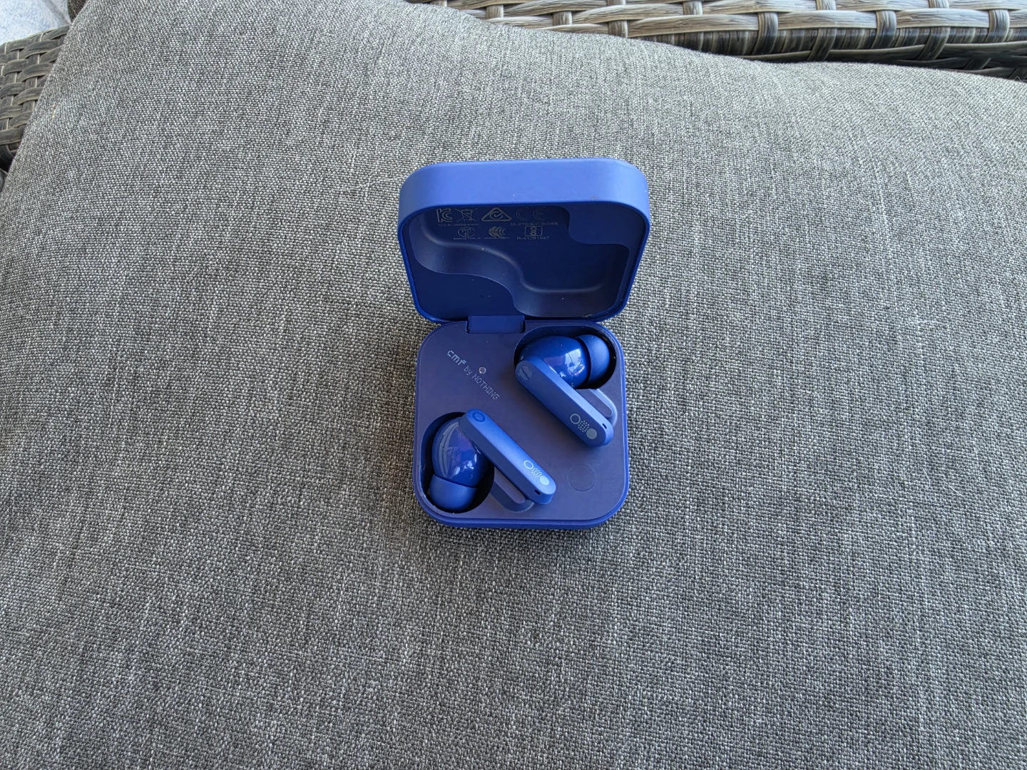 CMF by Nothing Earbuds - photo 2
