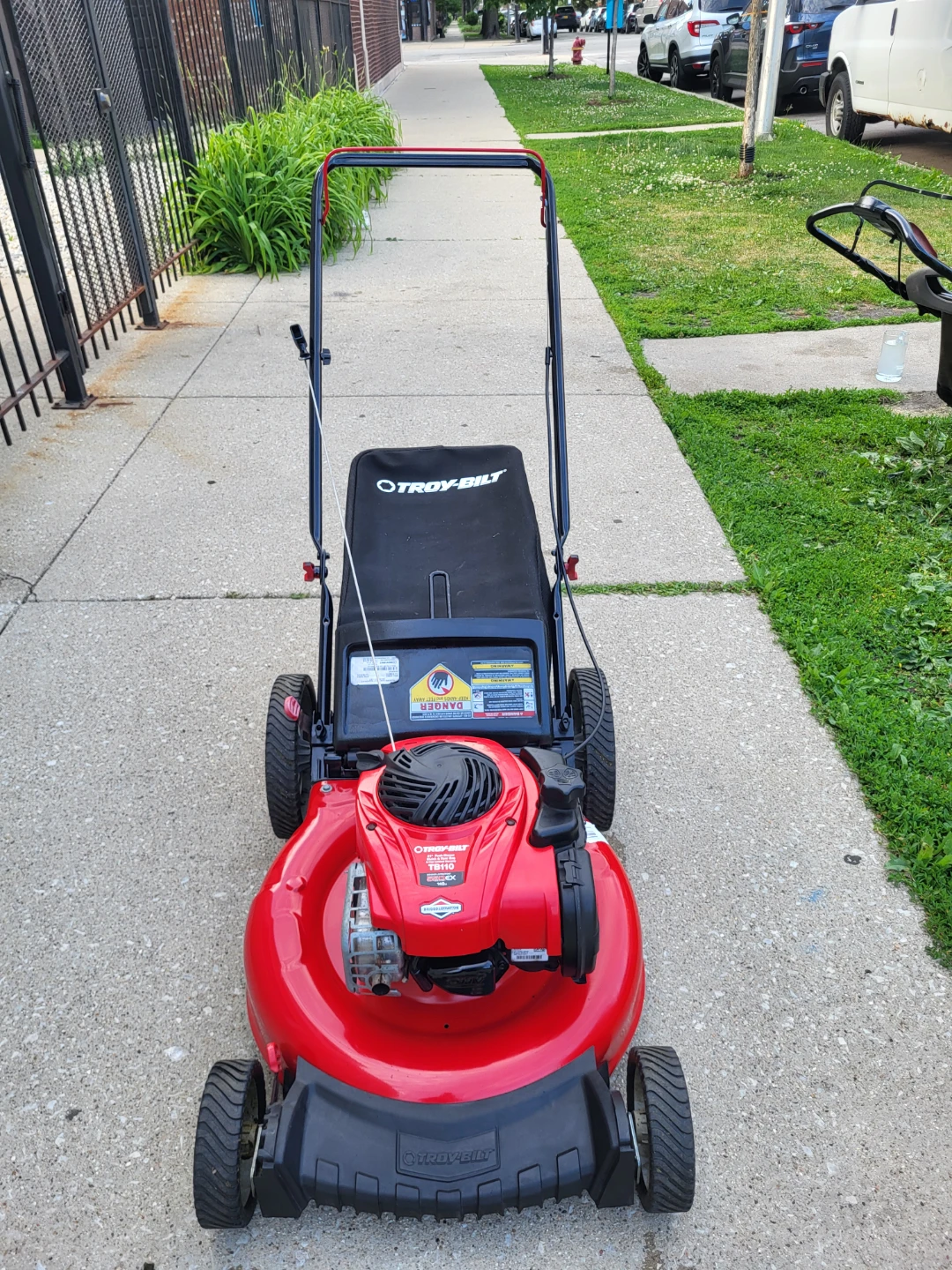 Lawnmover Troy Bilt Push In Excellents Conditions