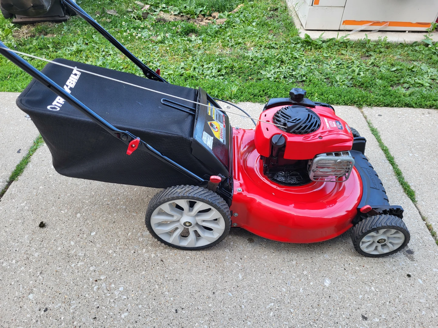 Lawnmover Troy Bilt Push In Excellents Conditions - photo 3