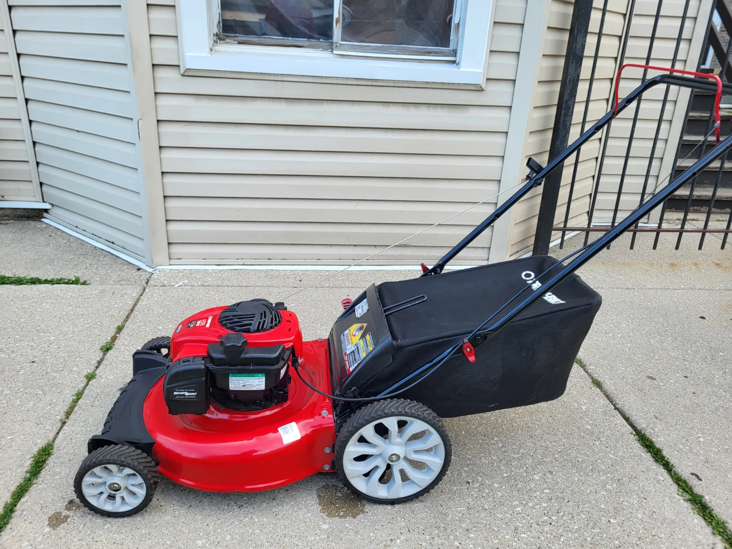 Lawnmover Troy Bilt Push In Excellents Conditions - photo 5