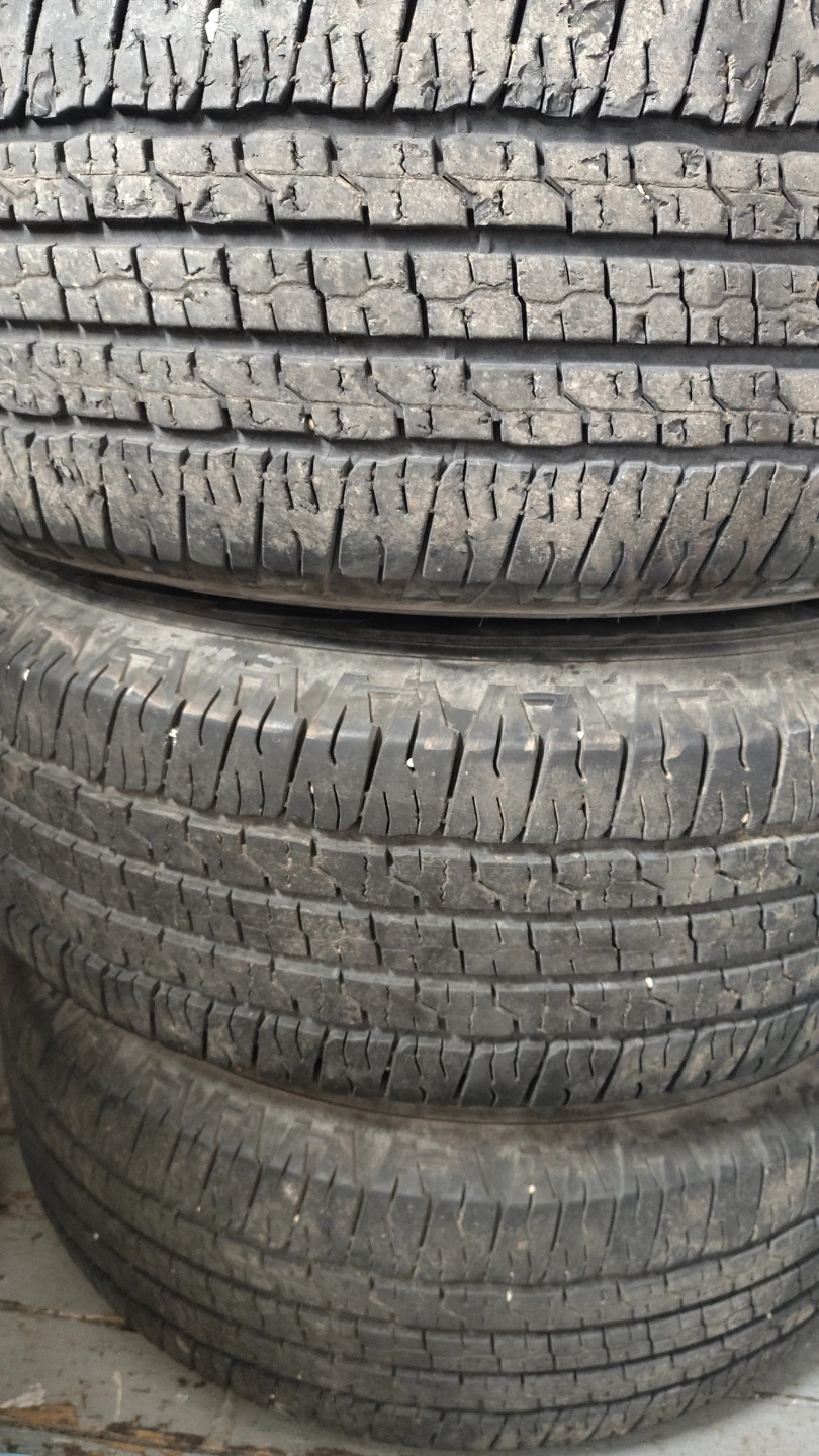 Goodyear Wrangler 265/70R17 Tire - photo 3