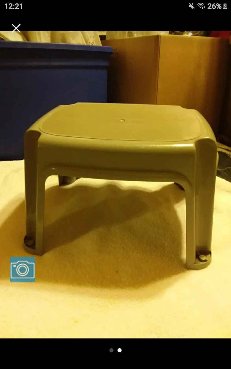 🦶 🆕 Heavy Duty Plastic Step Stool (300 lb Weight Capacity) 🆕 - photo 2