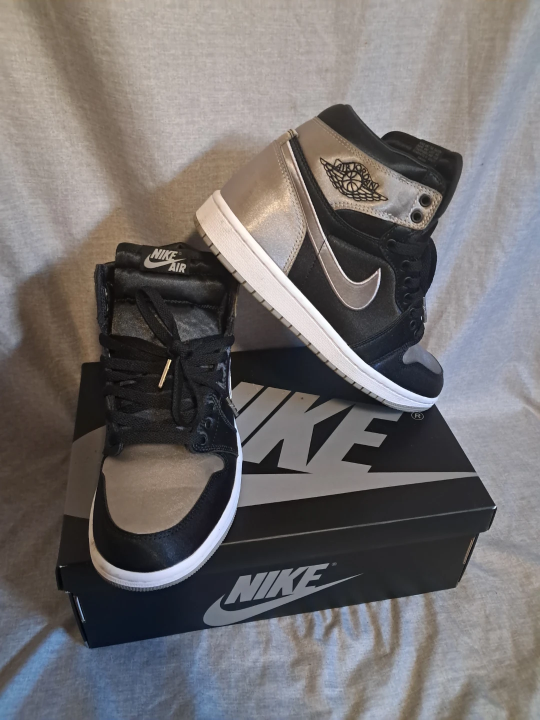 Nike Air Jordan 1 High "Court Purple" Sneakers