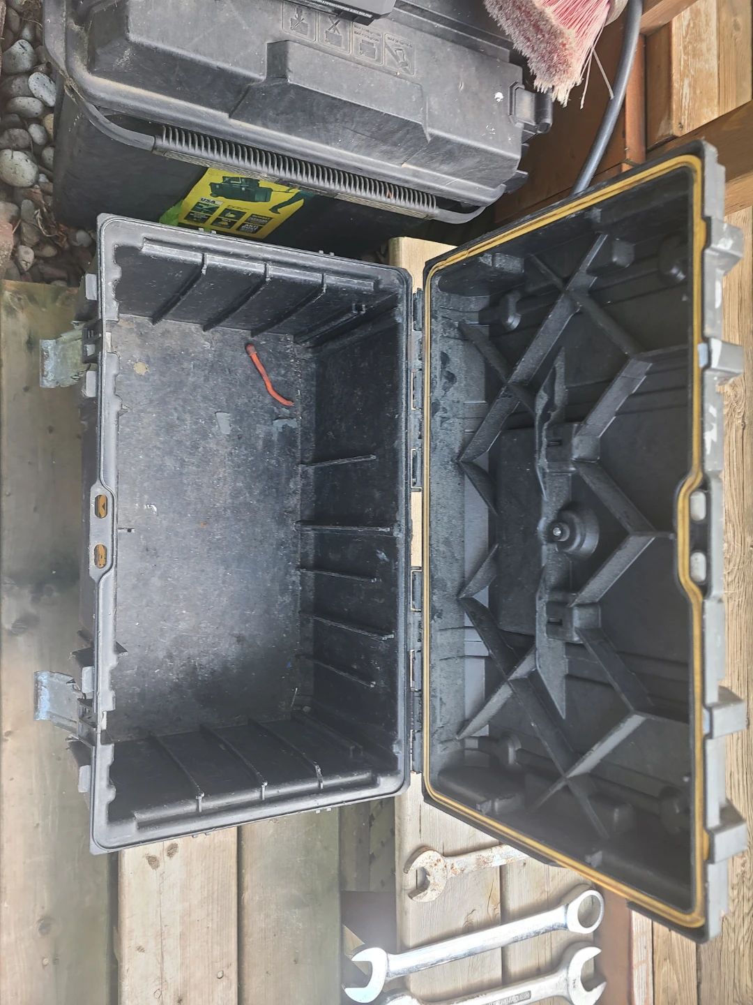 DEWALT Tool Box with selection of wrenches - photo 4