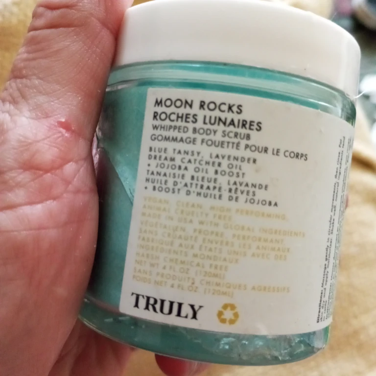 TRULY Moon Rocks Whipped Body Scrub