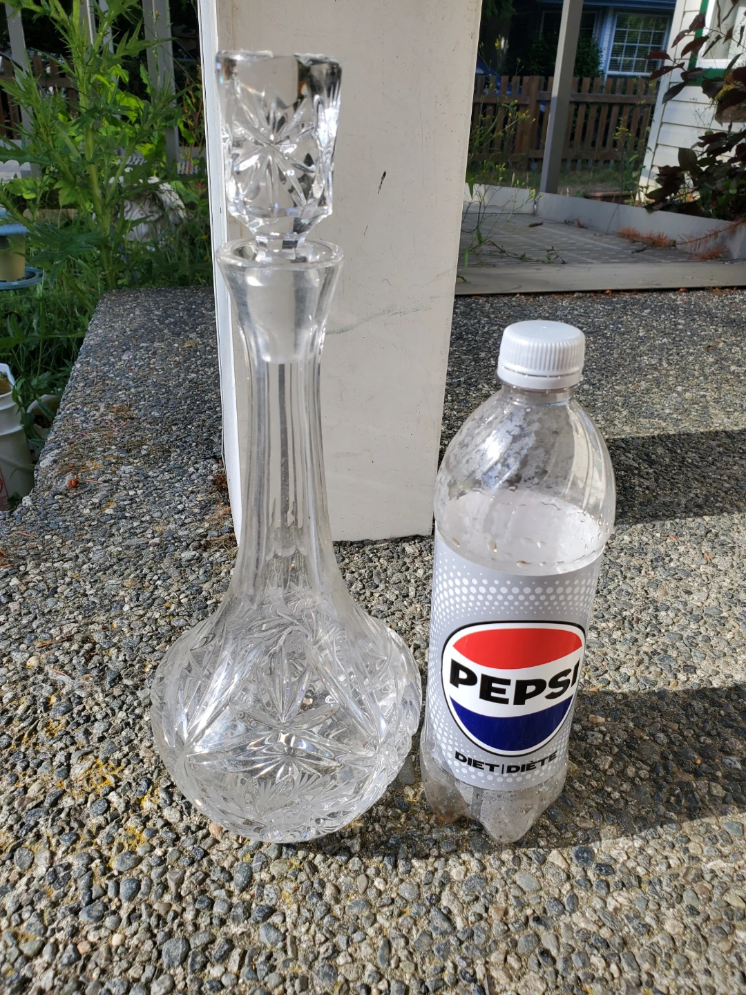 Crystal Cut Glass Decanter with Stopper