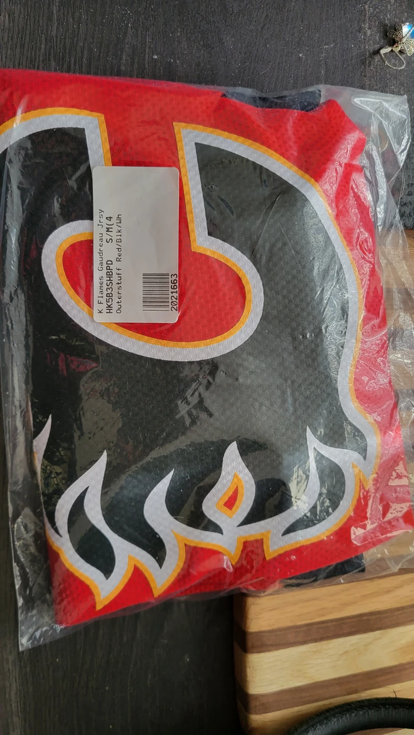 Calgary Flames Gaudreau Jersey S/M