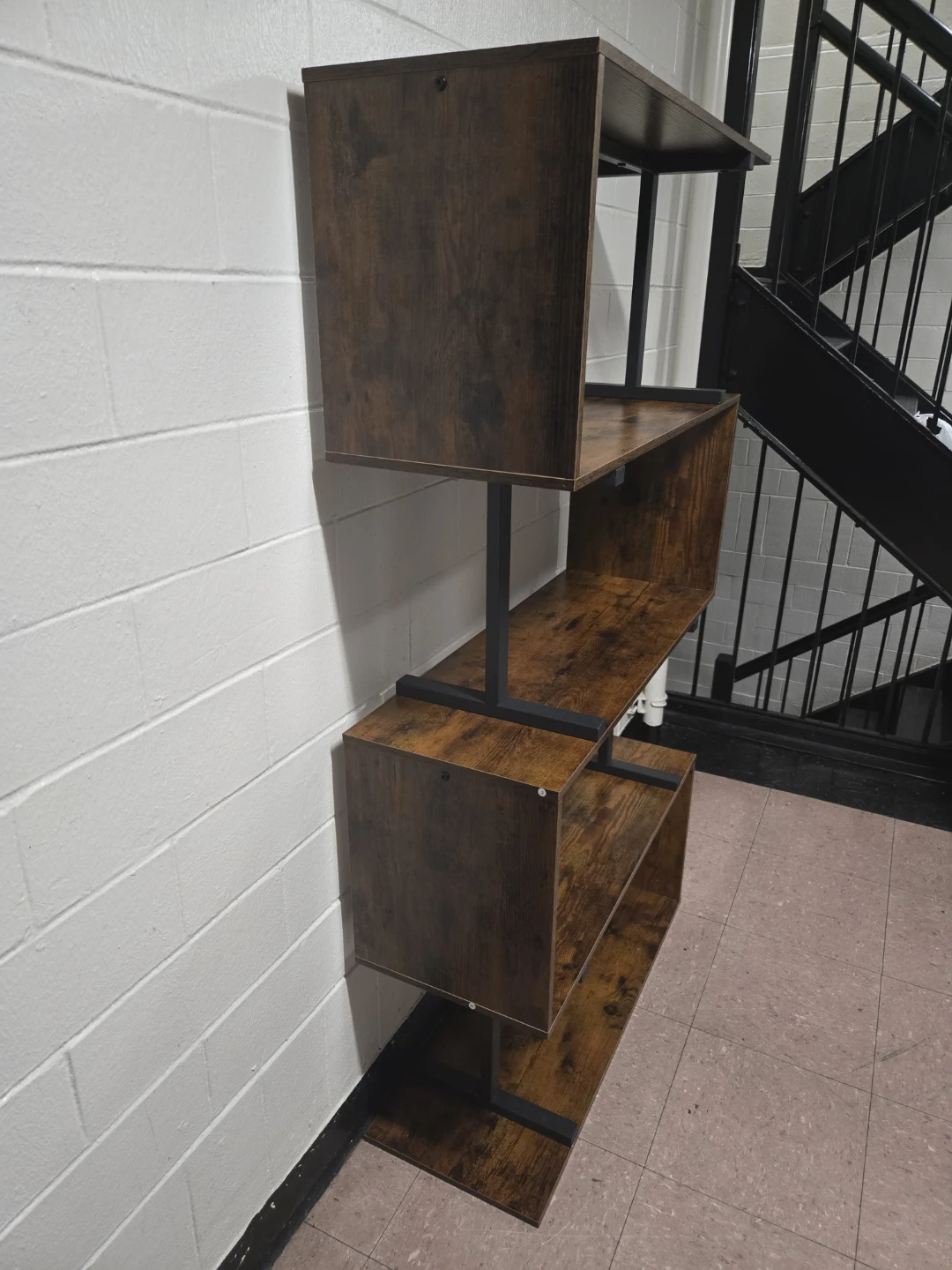 Modern Industrial 4-Tier Geometric S-Shaped Bookshelf - photo 4